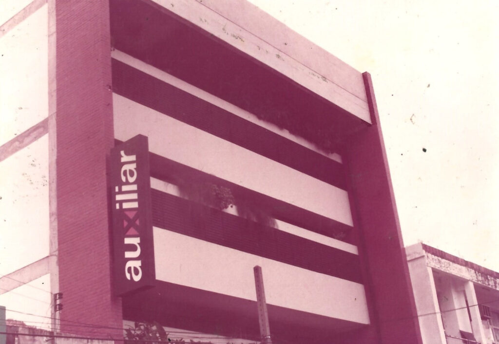 1b4b3d7e-f67b-46b5-a163-8db14f6a54d0