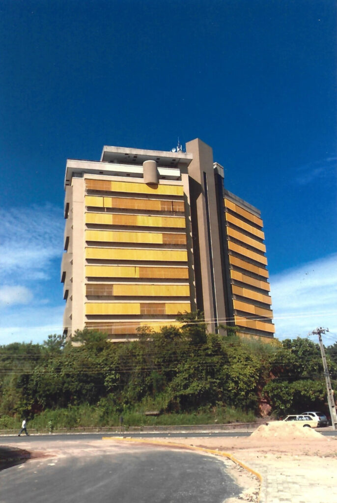 0b905303-40aa-4e4a-9f1d-96b5cb4ee481