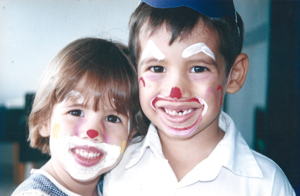 64e32e8c-d04c-4c48-b38c-80b94300372e