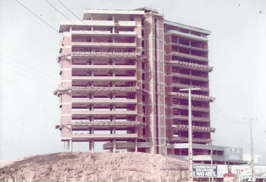 e129afcb-5fdf-4b4c-985c-925d5d4e2620